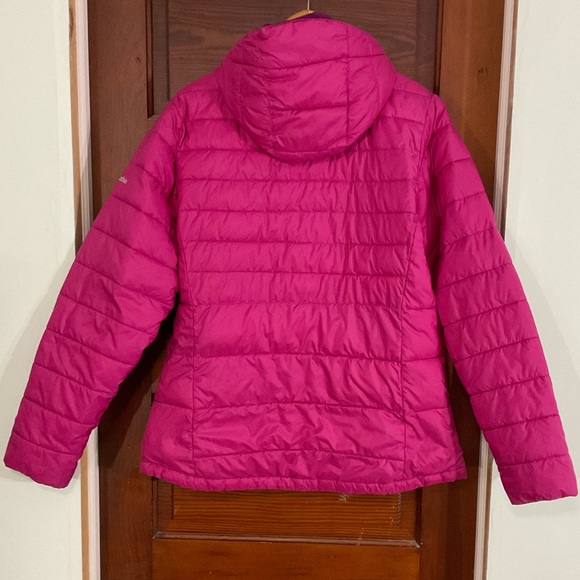 Lightweight Columbia zip up puffer jacket - Picture 2 of 11